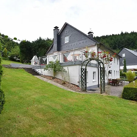 Modern Holiday In With Private Garden * Meschede