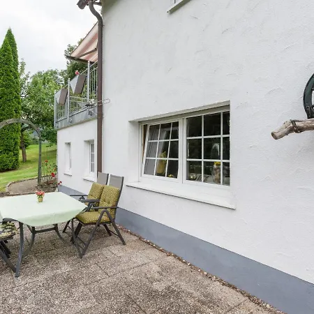 Modern Holiday In With Private Garden Prázdninový dům Meschede